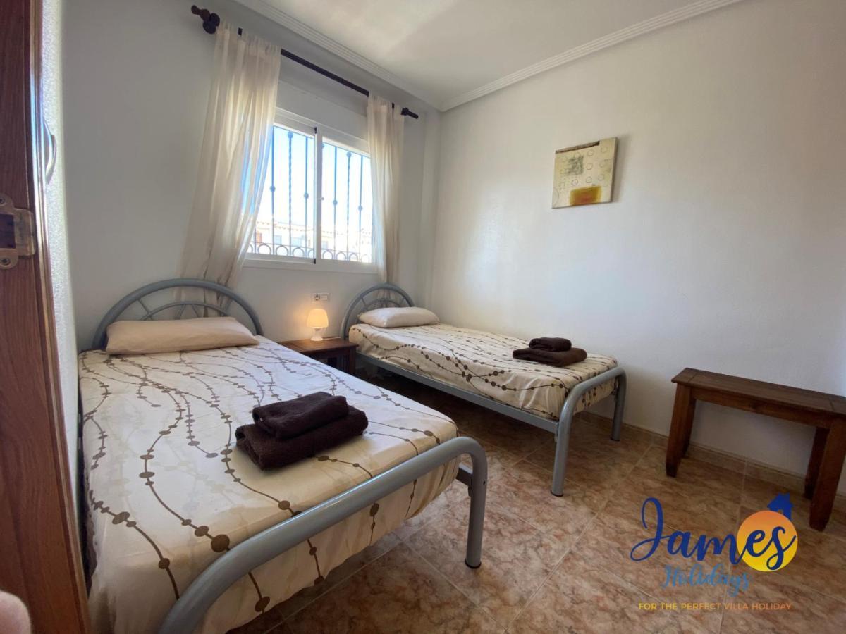 La Cinuelica, R3 1St Floor Apartment Com Pool L149 托雷维耶哈 外观 照片