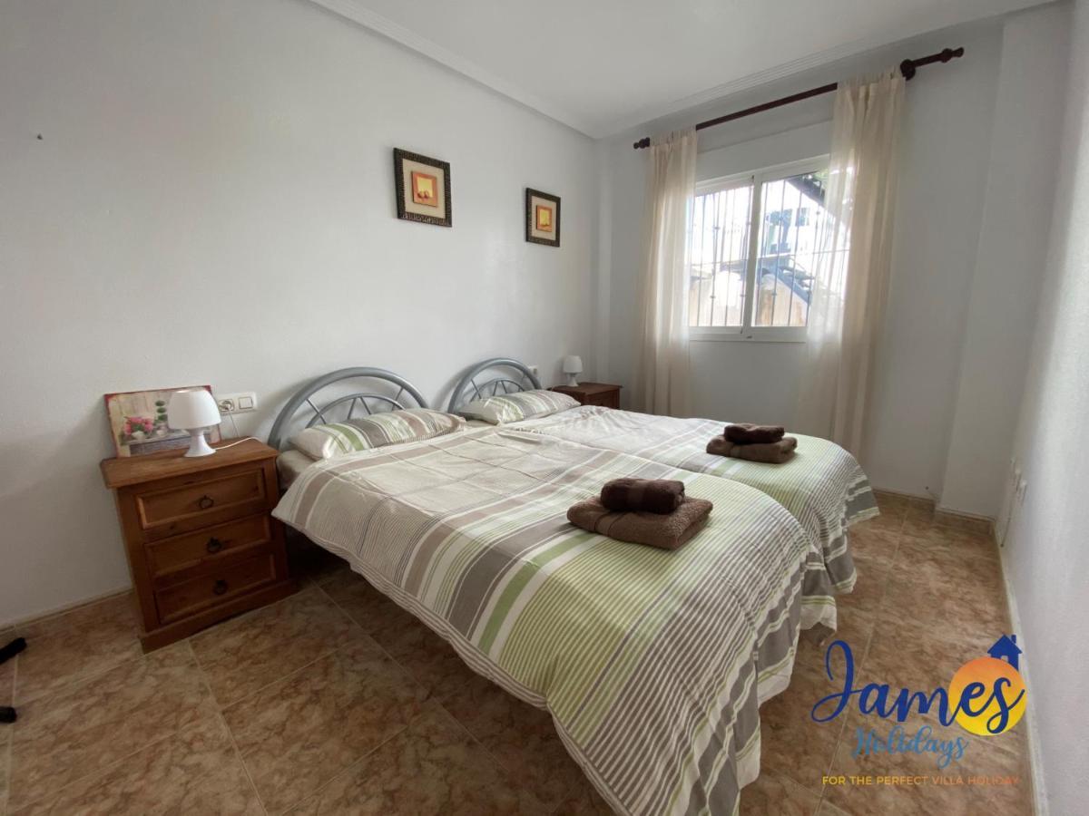 La Cinuelica, R3 1St Floor Apartment Com Pool L149 托雷维耶哈 外观 照片
