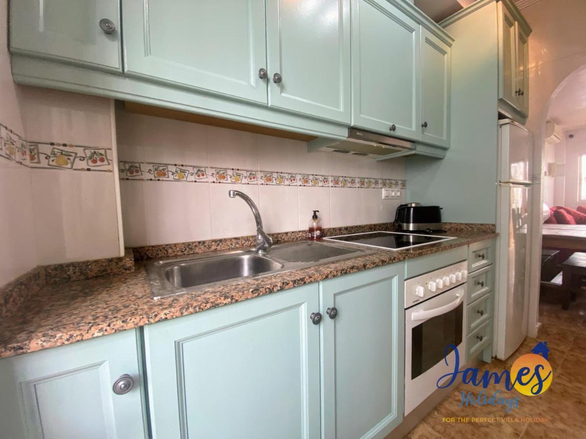 La Cinuelica, R3 1St Floor Apartment Com Pool L149 托雷维耶哈 外观 照片